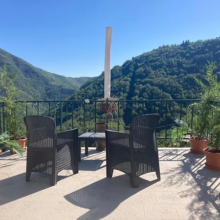 E Accoglienza La Casa Della Nonna بيت ضيافة 3*