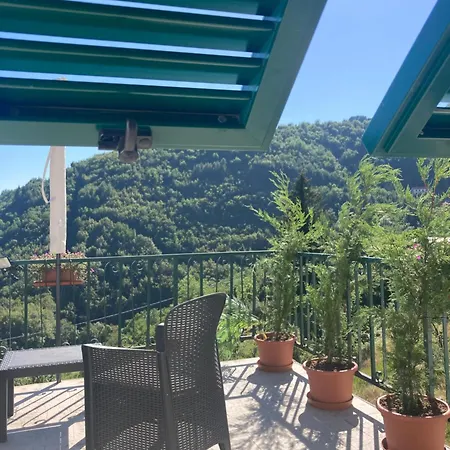 E Accoglienza La Casa Della Nonna 招待所 Borzonasca