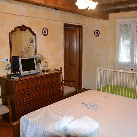 E Accoglienza La Casa Della Nonna בית הארחה