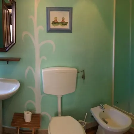 E Accoglienza La Casa Della Nonna بيت ضيافة Borzonasca