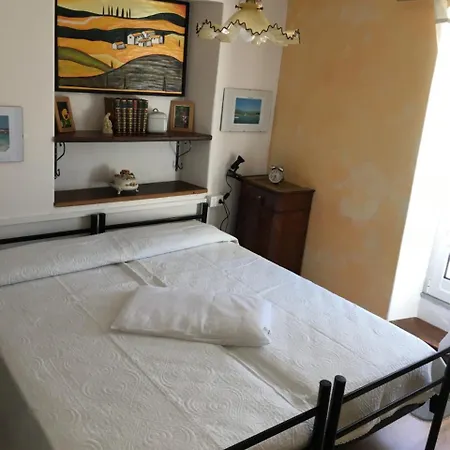 E Accoglienza La Casa Della Nonna 3*